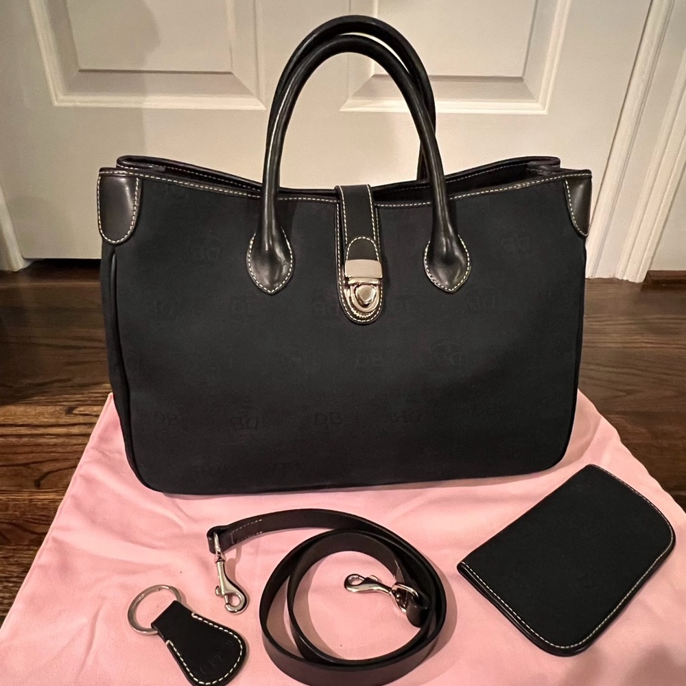 Dooney & Bourke Large Signature Canvas Black Satchel + Extras, Exc. Cond.